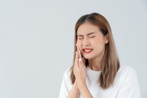 Cleveland, TX, dentist offers tooth extraction 